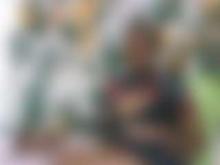 EbonyOlive69's Live Sex Cam Show