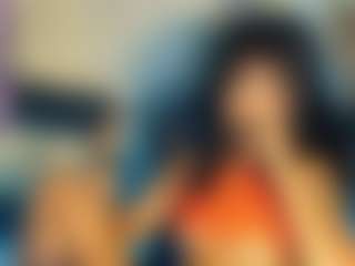 Live cam show with EmiilieEvaans - Wet on iamadamtest123.com