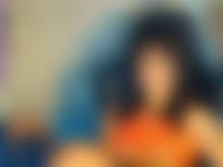 Live cam show with EmiilieEvaans - Orgasm on CamwithHer