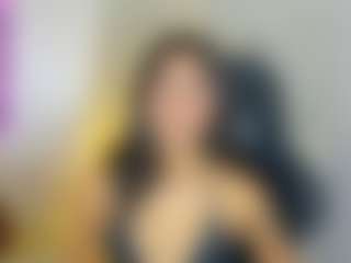 EmiilieEvaans's Live Sex Cam Show