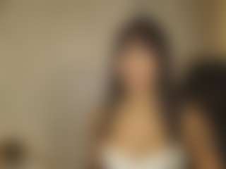 EmiilieEvaans's Live Sex Cam Show