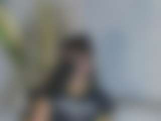 Live cam show with EmiilieEvaans - Thin on Strip Flash - Live Sex Shows
