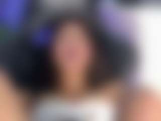 EmiilieEvaans's Live Sex Cam Show