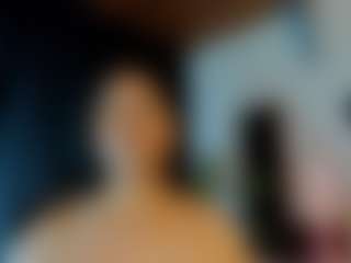 Live cam show with EmiliWilliams - Young Adult on googirlz