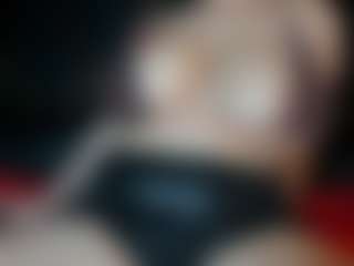 Live cam show with EmiliWilliams - Natural on liverealitysex.com