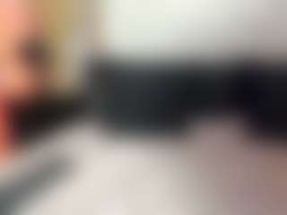 Live cam show with EmiliWilliams - Big Tits on hornycams.live