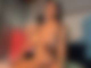Live cam show with EmiliWilliams - Curvy Latina on numayanayam.club | colombia