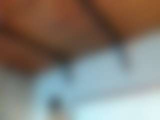 Live cam show with EmiliWilliams - Bedroom Latina on Camsoda | colombia