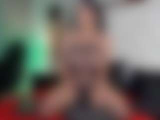 Live cam show with EmiliWilliams - Deepthroat on mypornchat.com