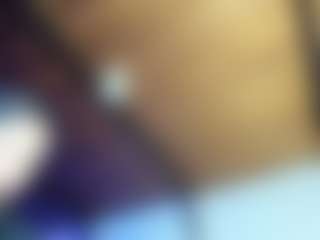 Live cam show with EmiliWilliams - Asshole on live.xheat.ai