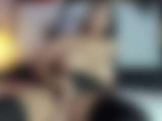 Live cam show with EmiliWilliams - Squirt on Camsoda