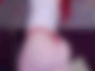 Live cam show with EvaPeachh - Bikini on infinitiblacc.com
