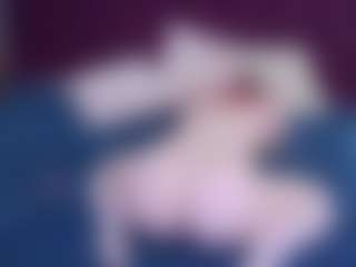 EvaPeachh's Live Sex Cam Show