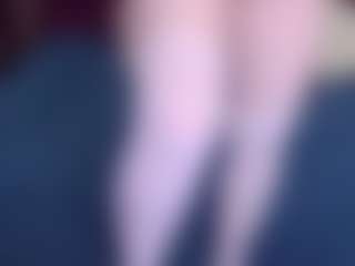 EvaPeachh's Live Sex Cam Show