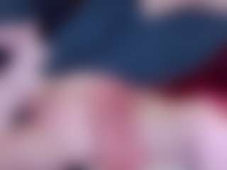 Live cam show with EvaPeachh - College on Milfs Live