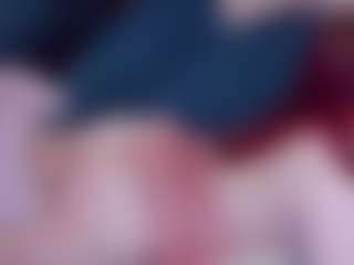 Live cam show with EvaPeachh - Green Eyes on Milfs Live