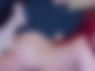 Live cam show with EvaPeachh - Amateur on CamClone