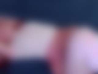 EvaPeachh's Live Sex Cam Show