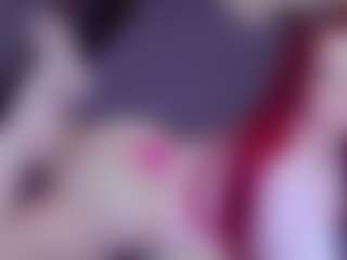 Live cam show with EvaPeachh - Green Eyes on Dolls Live