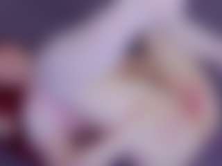 Live cam show with EvaPeachh - Green Eyes on AdultVida.com