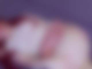 Live cam show with EvaPeachh - Blonde Hair Petite on alttransgirls