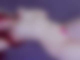 Live cam show with EvaPeachh - Petite on Camsoda