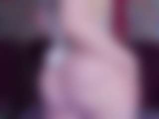EvaPeachh's Live Sex Cam Show