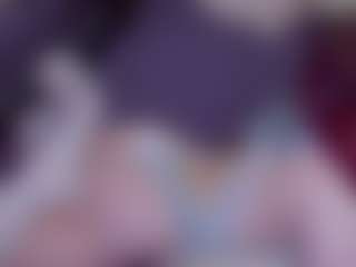Live cam show with EvaPeachh - Small Tits on Dolls Live