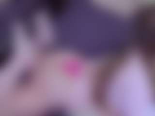 Live cam show with EvaPeachh - Thong on CamClone