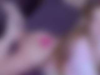 Live cam show with EvaPeachh - Blonde Hair on Camming Site