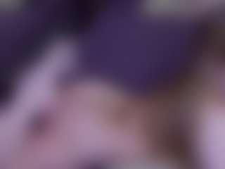 EvaPeachh's Live Sex Cam Show