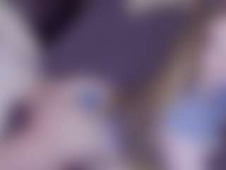 EvaPeachh's Live Sex Cam Show