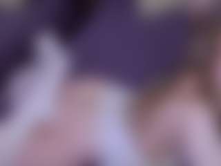 EvaPeachh's Live Sex Cam Show