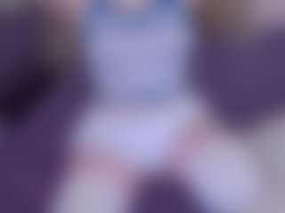 EvaPeachh's Live Sex Cam Show
