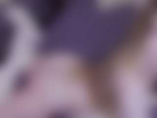 Pokaz na żywo z EvaPeachh - Blonde Hair Small Tits na Camsoda