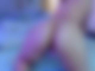 Live cam show with kaissy-bunny - Butt Plug on Stripli.com