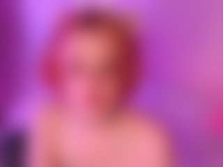 Live cam show with KatieMelone - Blue Eyes on googirlz