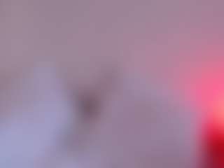 Live cam show with KatieMelone - Schoolgirl on Stripli.com