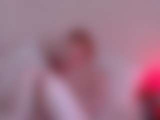 Live cam show with KatieMelone - Suck on mypornchat.com