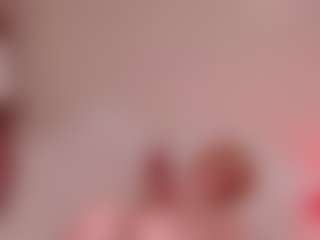 Live cam show with KatieMelone - Suck on Milfs Live