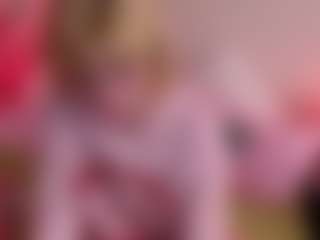 Live cam show with KatieMelone - Cosplay on Gym Cam Girls