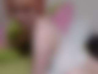 Live cam show with KatieMelone - Blue Eyes on makecum.org