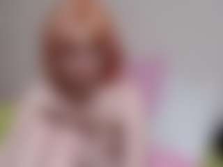 Live cam show with KatieMelone - Blue Eyes on TottyGirls