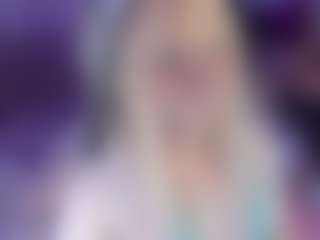 Live cam show with Angelica-Gin - Smoking on eurowanks.com