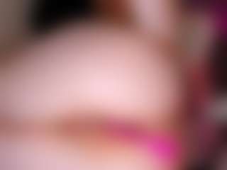 Spettacolo in cam dal vivo con Eva William - Thick su Camsoda