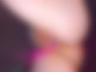 Live cam show with Eva William - Athletic Young Adult on Camsoda