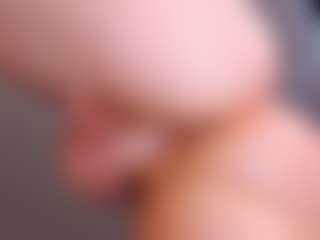 Live cam show with Eva William - Teen (18+) on sexylive.show