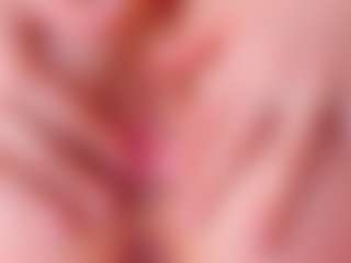 Live cam show with Eva William - Thick on Porn Luv