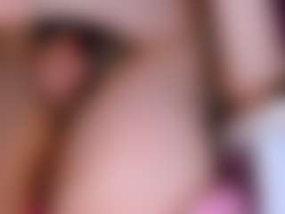 Live cam show with Eva William - Smoking on Instabang
