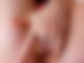Live cam show with Eva William - Smoking on https://playwithruby.com